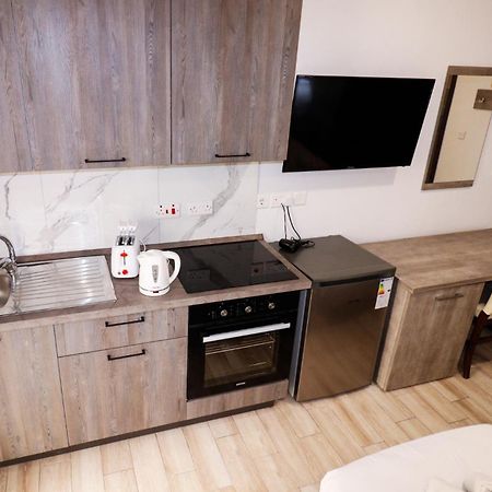 Napoli Suites Studios Aparthotel St. Julian's Zewnętrze zdjęcie