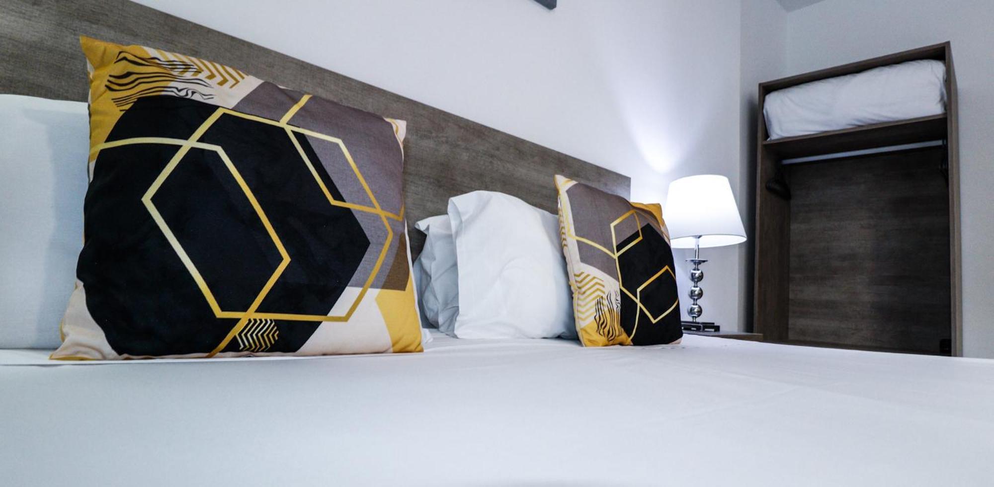 Napoli Suites Studios Aparthotel St. Julian's Zewnętrze zdjęcie