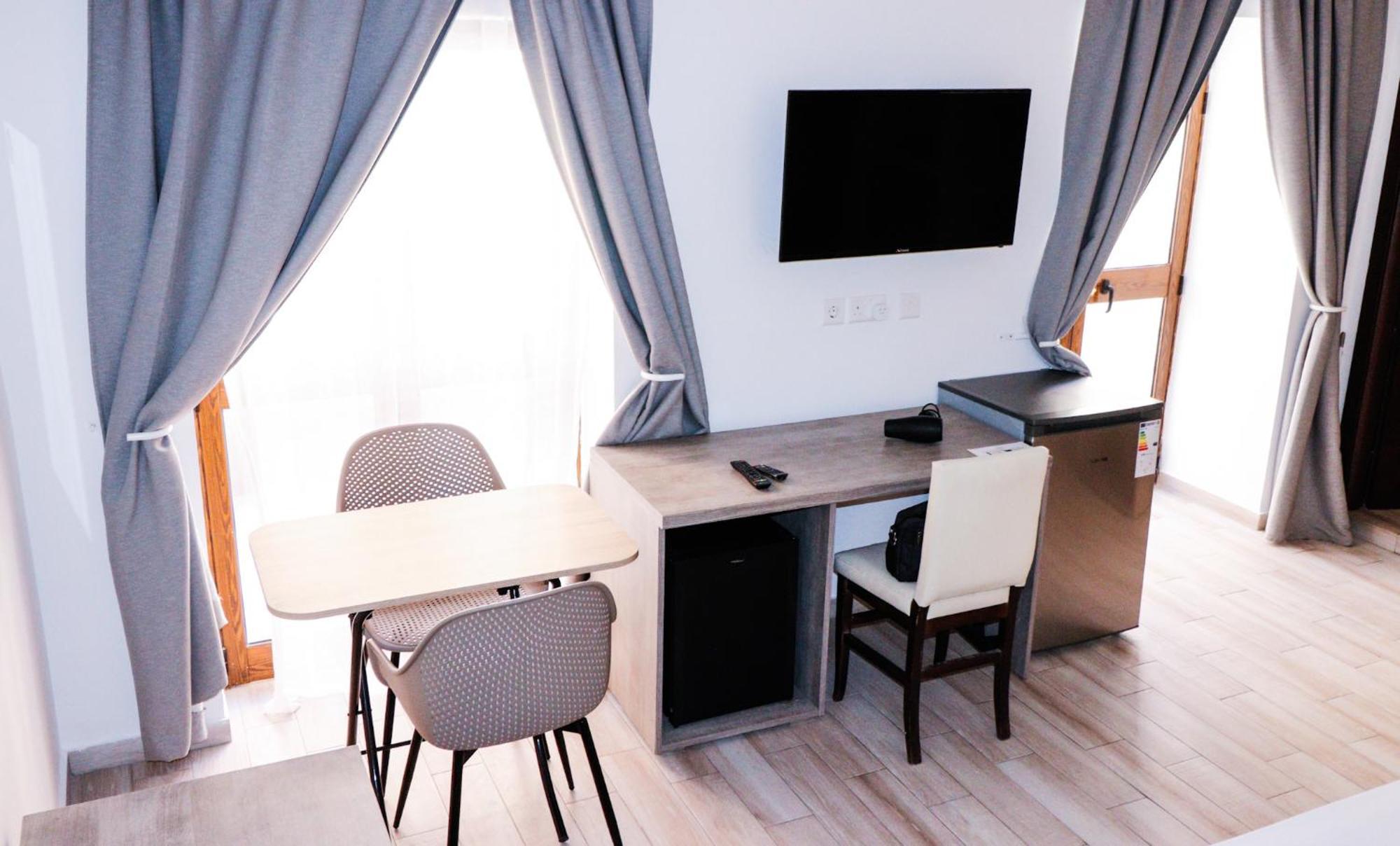 Napoli Suites Studios Aparthotel St. Julian's Zewnętrze zdjęcie